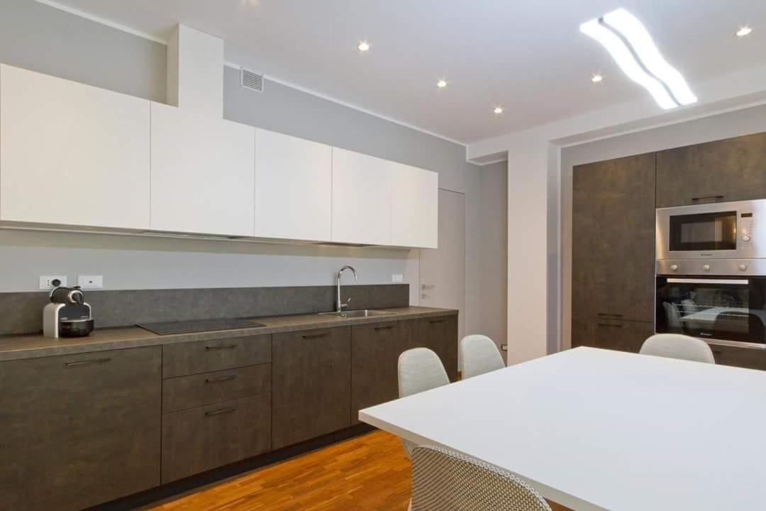 Central Stema Luxury Misano Adriatico Bagian luar foto