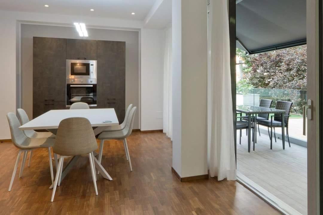 Central Stema Luxury Misano Adriatico Bagian luar foto